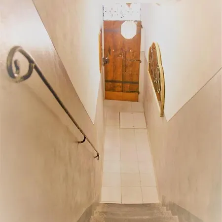 Apartment Valia Pitti 1 *